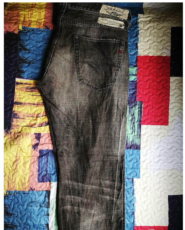 意大利三大牛仔裤品牌对比贴 Armani Jeans、Replay、Diesel