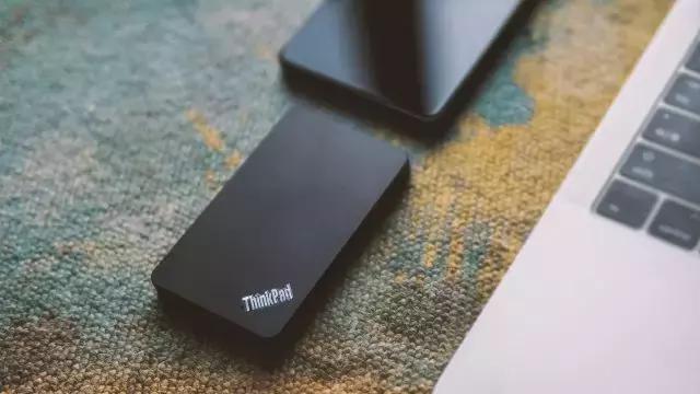 移动固态硬盘ThinkPad TS900值得买吗？