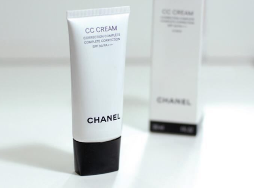 香奈儿Chanel保湿隔离CC霜30ML贵不贵？推荐哪个色号？