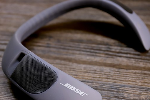 Bose soundwear 蓝牙扬声器效果如何？介绍一下？
