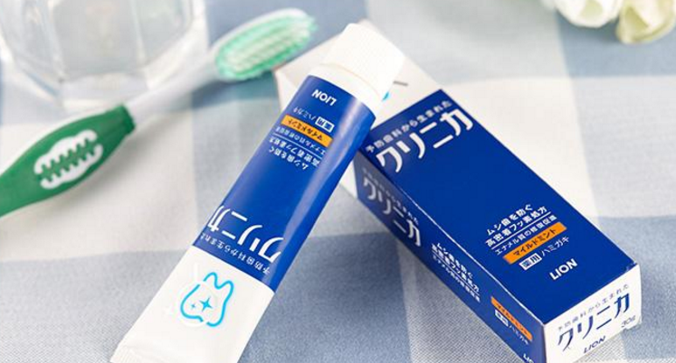 狮王酵素牙膏含氟吗？狮王酵素牙膏怎么用？