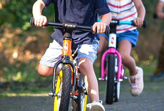 平衡车和自行车儿童哪个好些？谁能分析一下？